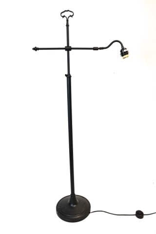 Williamsburg Style Black Adjustable Standing Lamp (1 of 9)