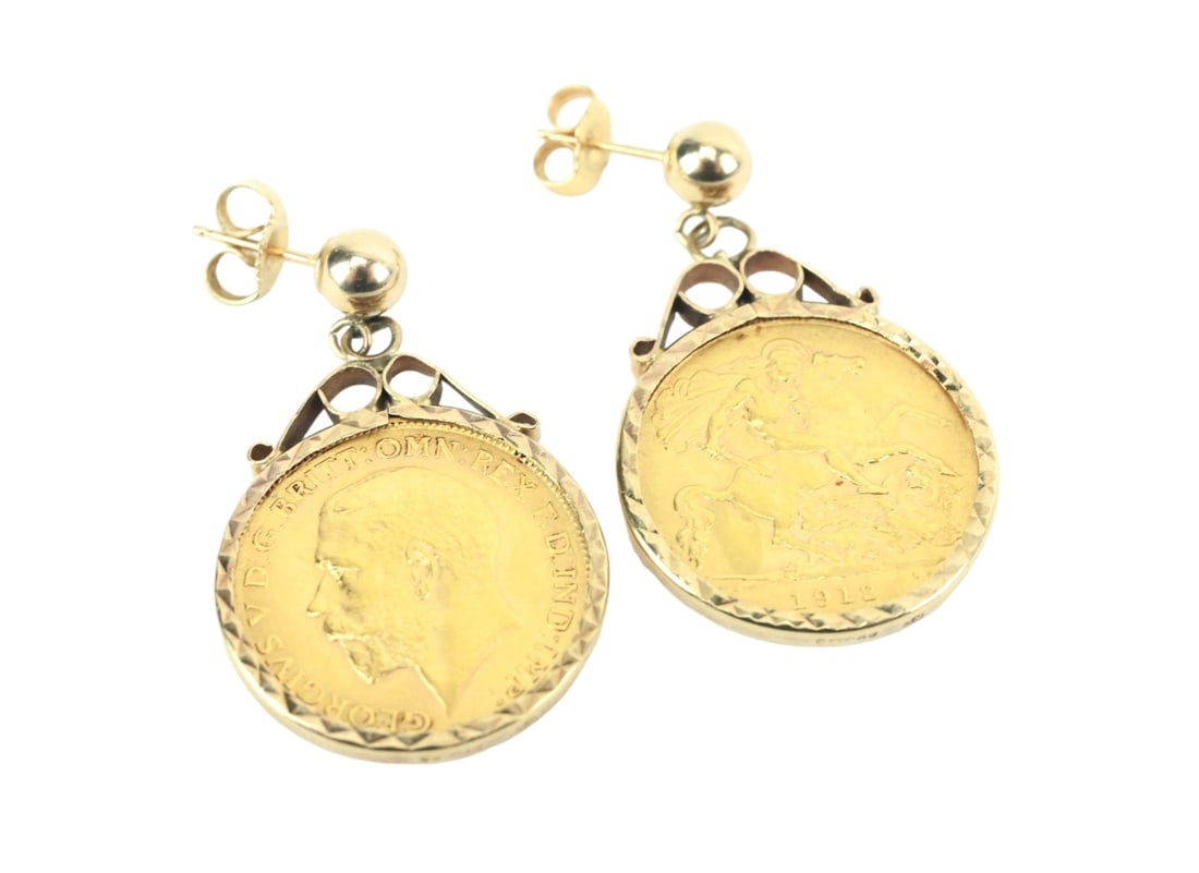 14K Yellow Gold Earrings with 1912 and 1918 Coins: 14K Yellow Gold Earrings with 1912 and 1918 Sovereign 22K Gold Coins.