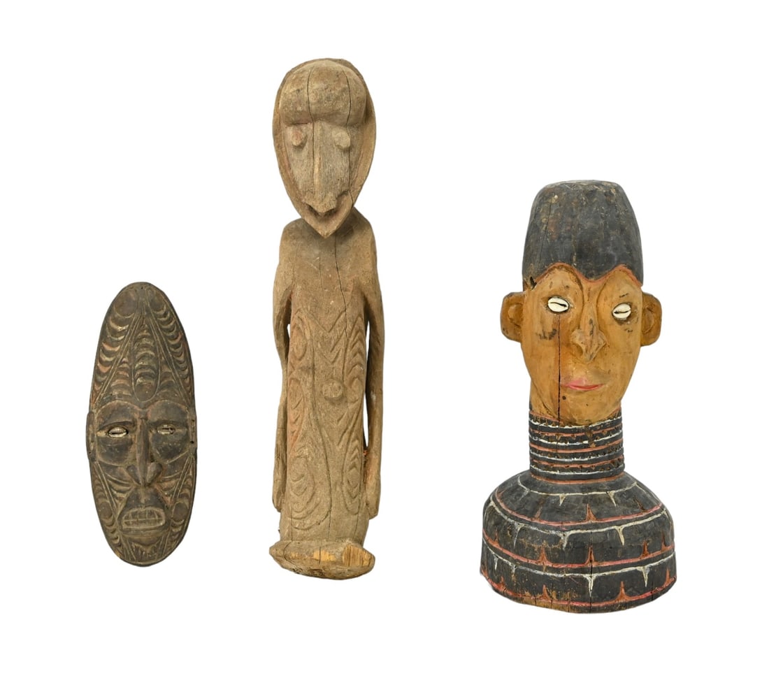 Papua New Guinea Hand Carved Figural Statues (1 of 20)