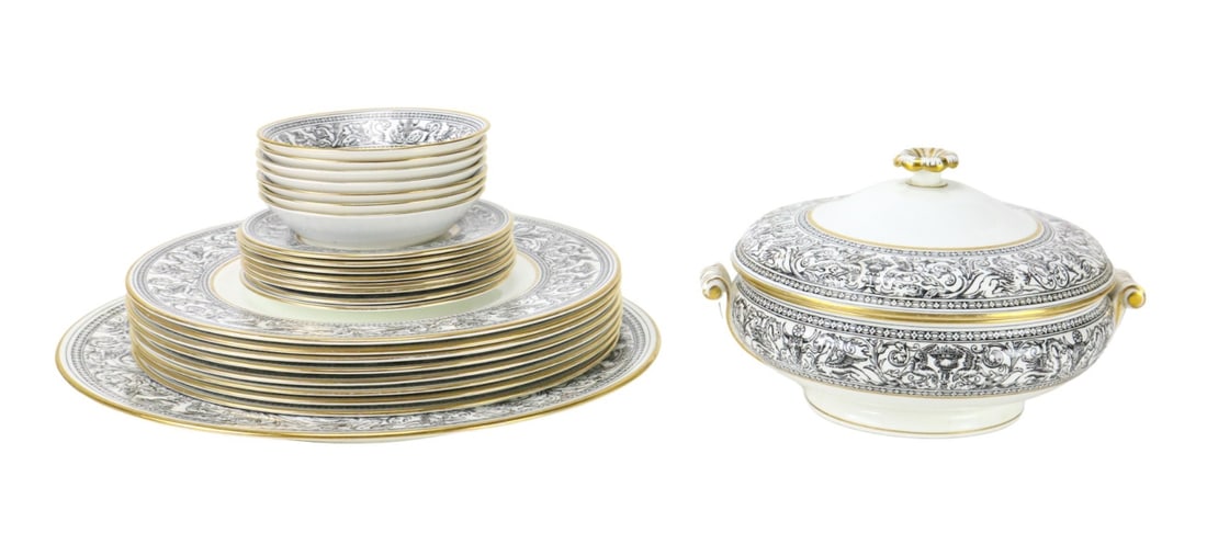 Wedgwood Florentine Black Dragon Partial Service (1 of 10)