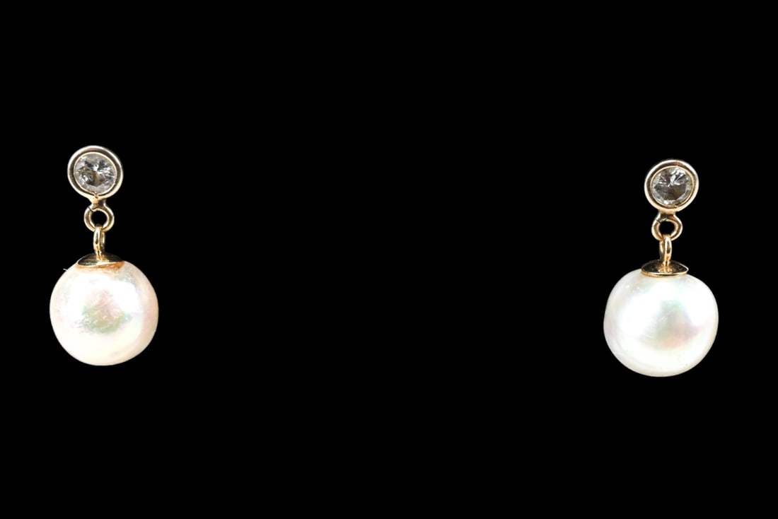 18K Yellow Gold Fresh Water Pearl Diamond Earrings (1 of 5)