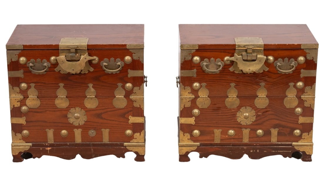 Vintage Korean Banjadi Scholar Brass Trim Chest (1 of 12)