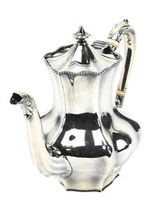 Antique Victorian Sterling Silver Coffee Pot: Antique Victorian Sterling Silver Coffee Pot.822 grams total weight, measures 8 inches x 9 inches x 6 inches. Please note that the weight is used to determine the estimated price and will not qualify