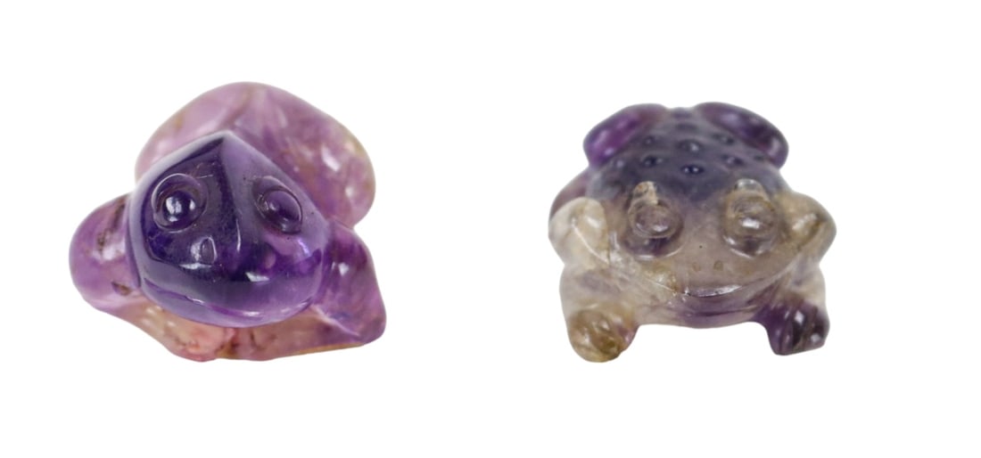 2 Antique Chinese Carved Amethyst Frog Statues (1 of 8)