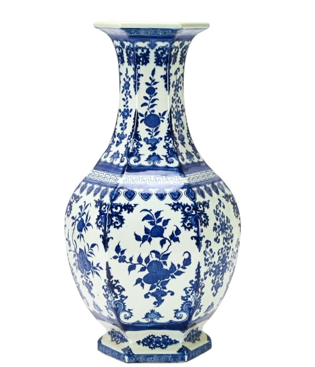 Chinese Blue and White Hexagonal Vase (1 of 12)