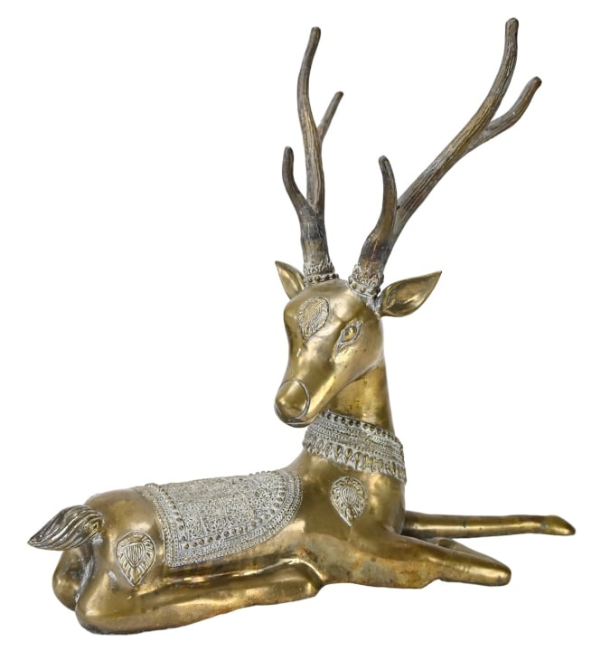 Large Mid Century Solid Brass Sarried Resting Deer (1 of 12)