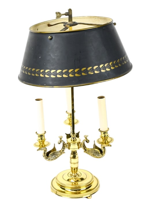 Brass Bouillotte Lamp w Antique Tole Shade (1 of 11)