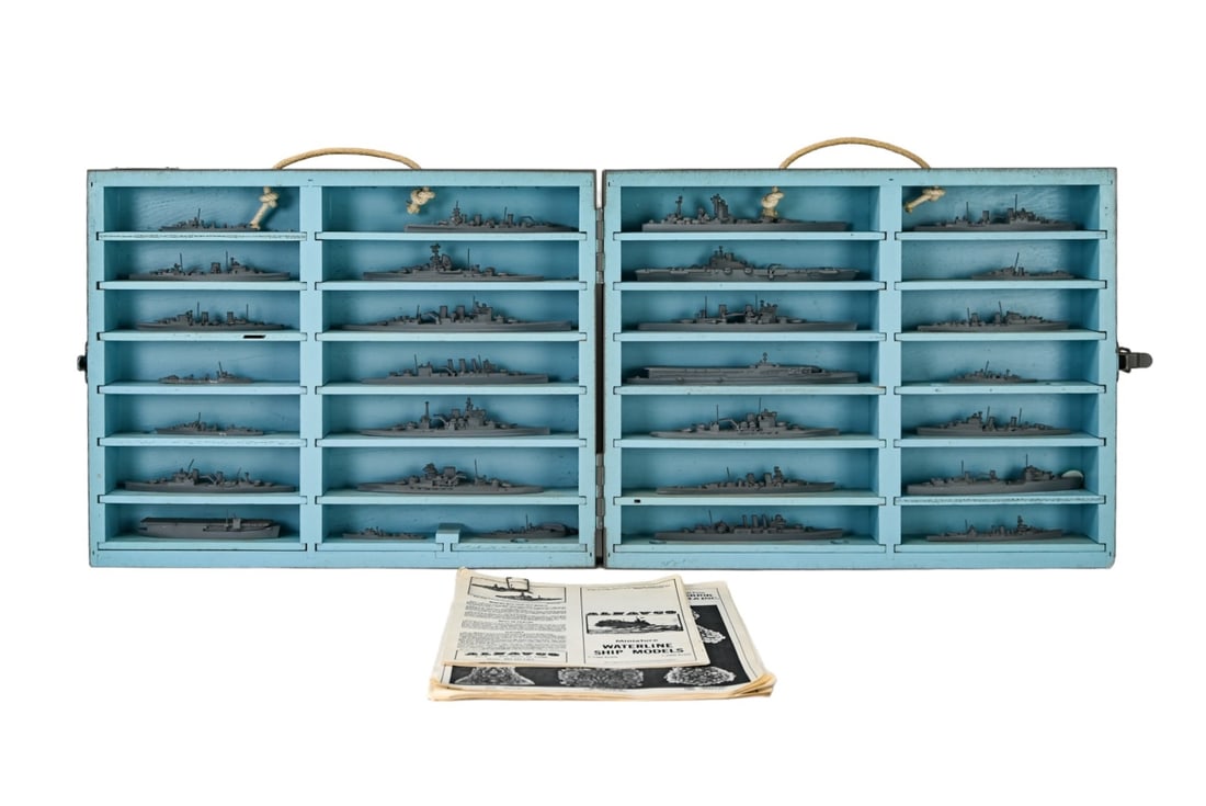 Vintage Lead Alnavco 1:1200 Scale Model War Ships (1 of 12)