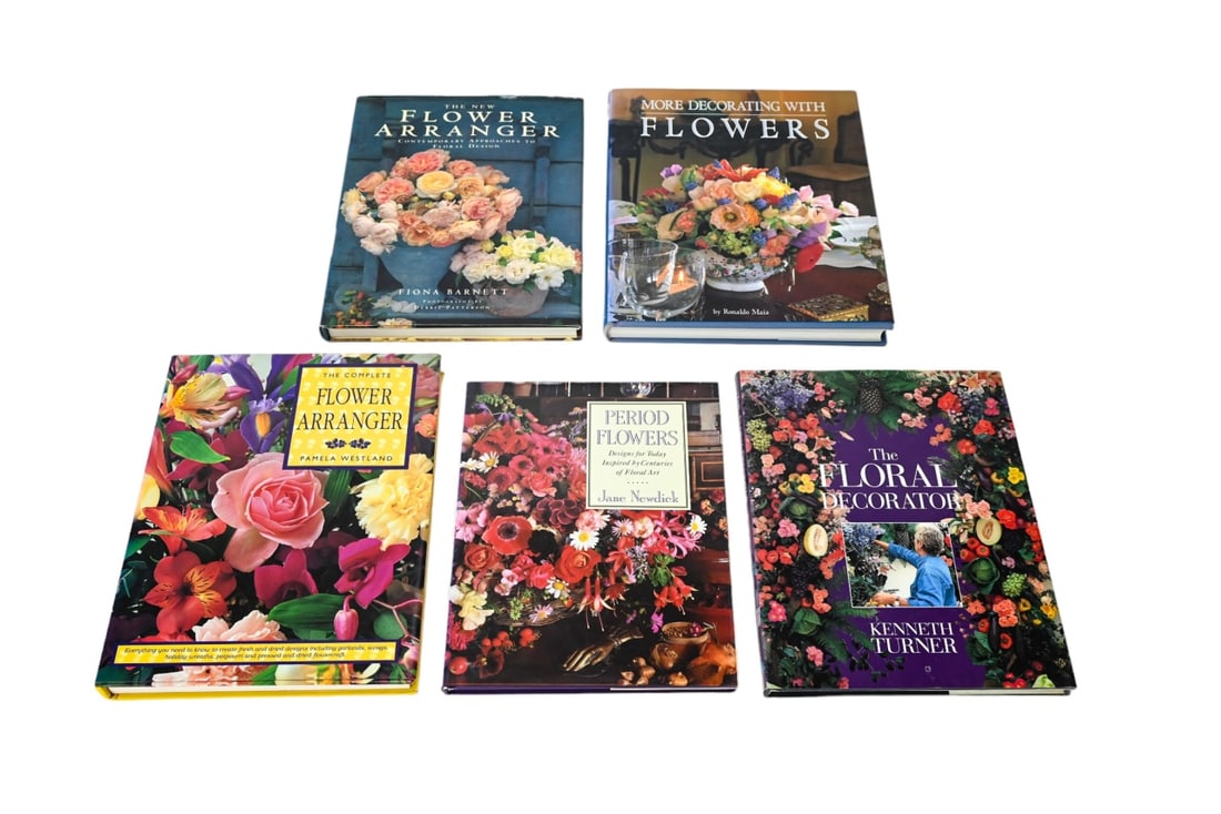 5 20th C Coffee Table Books on Flower Arranging (1 of 17)