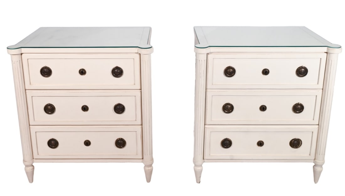Pair Somerset Bay Traditional Painted Nightstands (1 of 17)