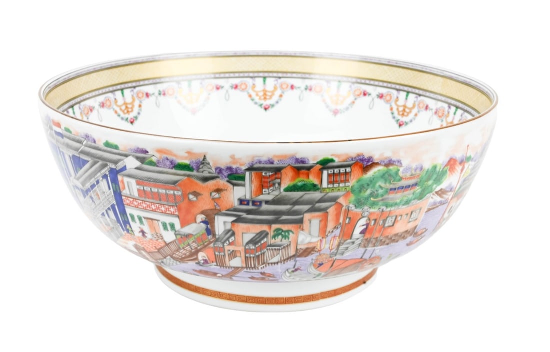 Mottahedeh Chinese Reproduction Export Hong Bowl: Mottahedeh Chinese Reproduction Export Hong Bowl.The bowl depicts the thirteen ??Hong?? merchants who handled trade between China and the West. This trading system was established in 1757 by the Manch