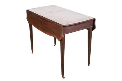 Antique Hepplewhite Style Drop Leaf Table