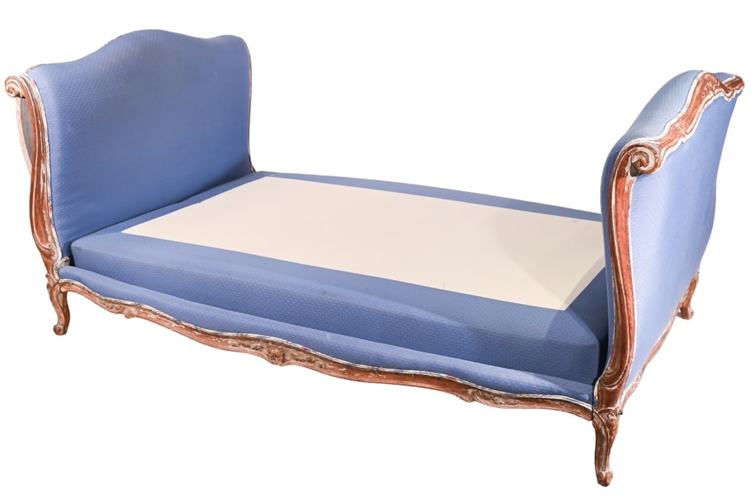 Antique French Provincial Hand Carved Daybed (1 of 16)