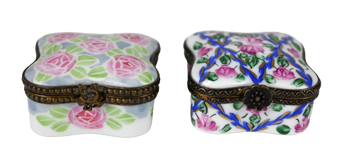 2 Limoges France Painted Floral Porcelain Trinkets: Two Limoges France Hand Painted Floral Porcelain Trinkets.Measures 1.50 inches x 1.50 inches.