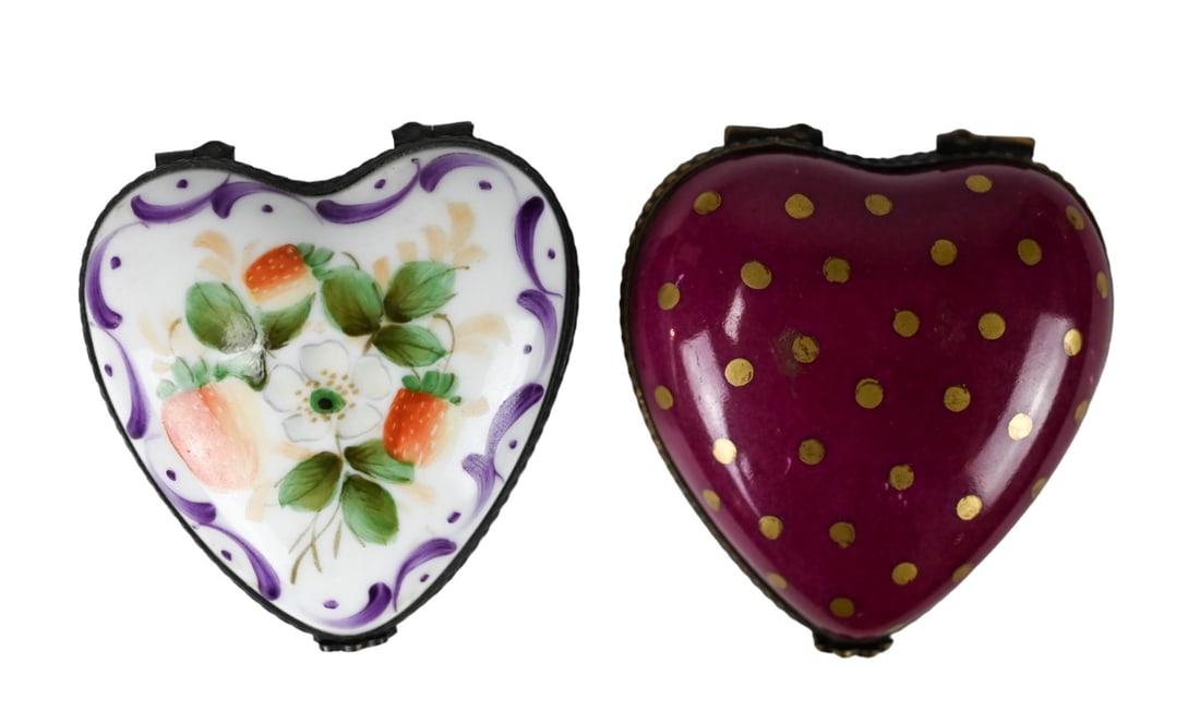 2 Limoges France Painted Porcelain Heart Trinkets: Two Limoges France Painted Porcelain Heart Trinkets.Measures 2 inches x 2 inches.