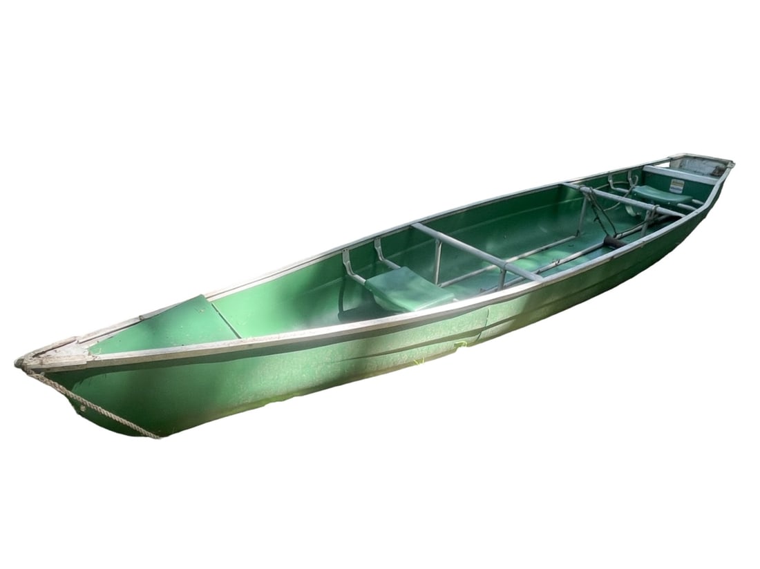 Coleman Canoe (1 of 1)