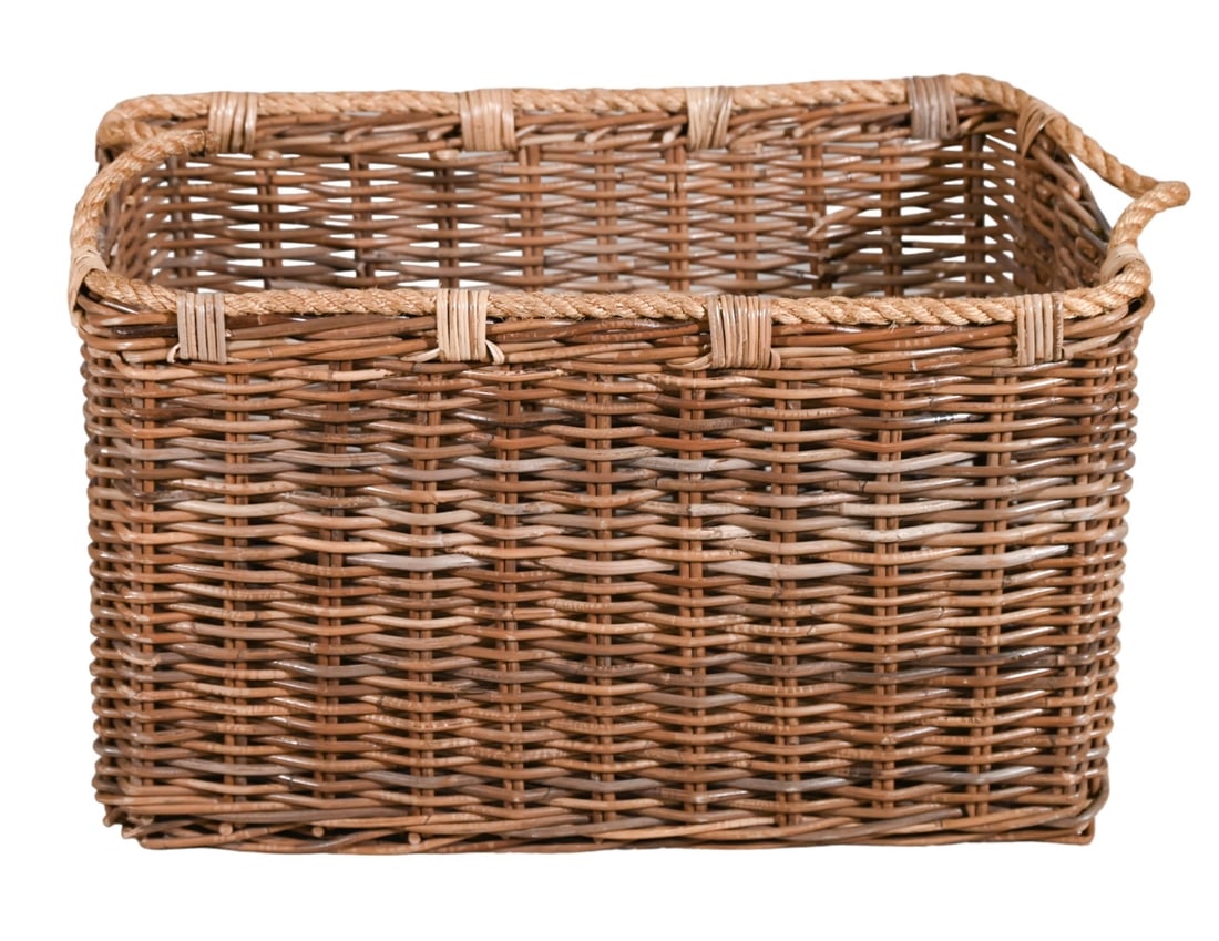 Large Woven Wicker Orchard Basket w Rope Handles (1 of 11)