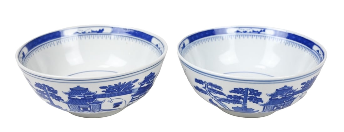 Pair Chinese Blue & White Serving Bowls (1 of 7)
