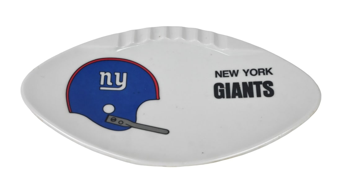 Vintage NY Giants Commemorative Ashtray: Vintage NY Giants Commemorative Ashtray. Measures 11 inches x 7 inches.