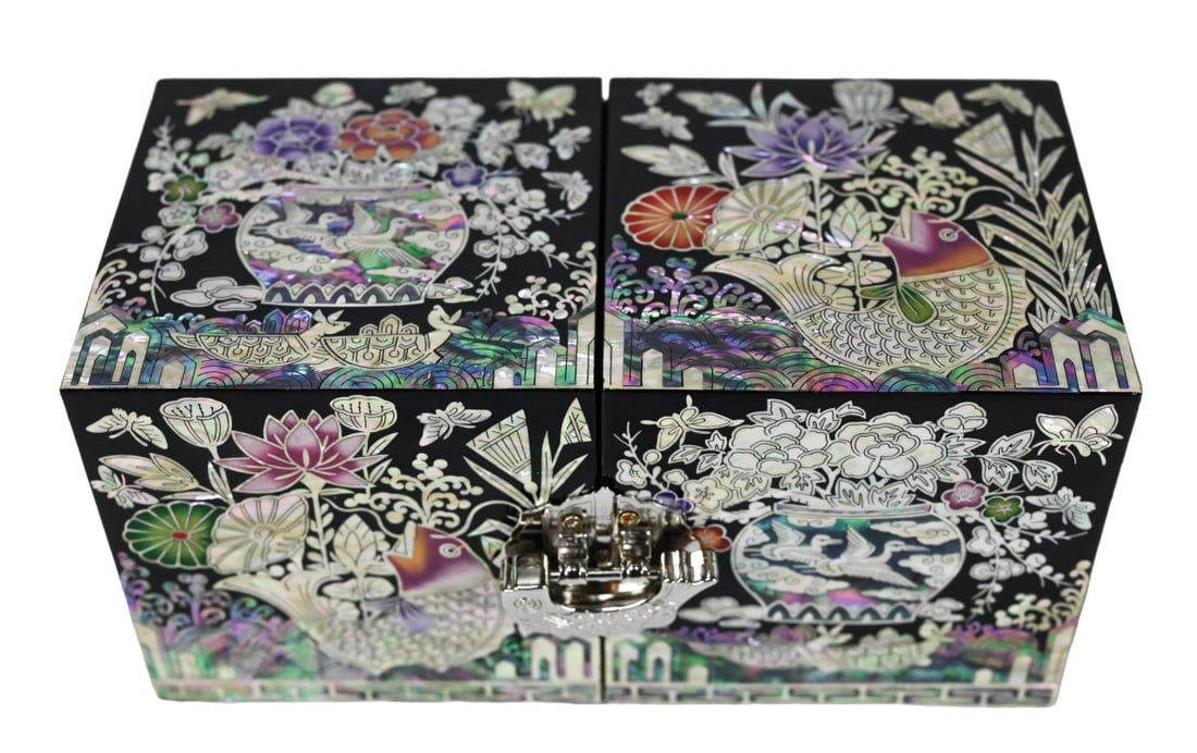 Korean MOP Inlay Wooden Jewelry Box: Korean Mother of Pearl Inlay Wooden Jewelry Box with Key.Measures 4.25 inches x 8.5 inches x 4.10 inches.