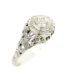 Antique Estate Edwardian 18K & 5/8C Diamond Ring