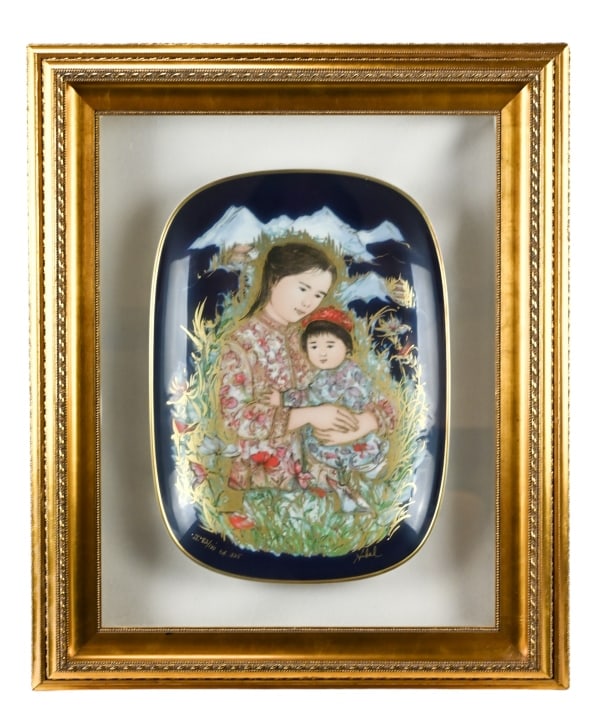 Edna Hibel Signed & Framed Xin Xin Porcelain Plate (1 of 10)