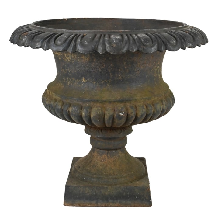 Quality Antique Cast Iron Fluted Garden Urn: Quality Antique Cast Iron Fluted Garden Urn. Measures 18 inches x 20 inches.