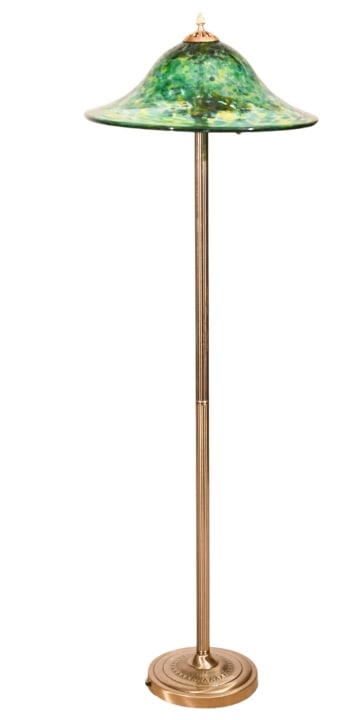 Standing Lamp w Art Glass Shade: Standing Lamp w Art Glass Shade. Measures 60 inches with a 19 Inch in Diameter Shade.