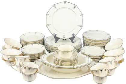 Community China Deuville 10 Sided Dinner Service