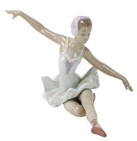 Lladro "Swan Ballet" Porcelain Figurine