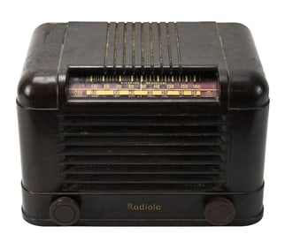 Antique Bakelite Radiola Electric Short Wave Radio