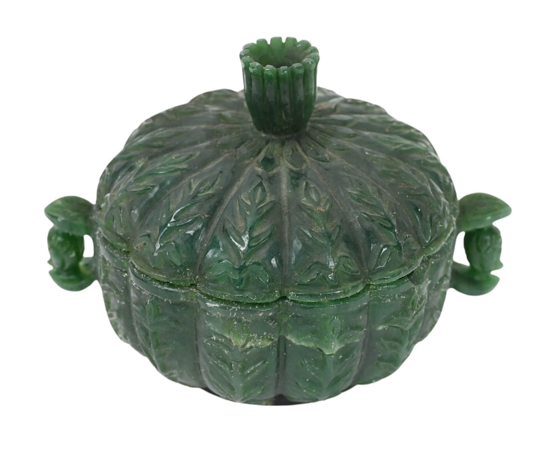 Mughal Style Spinach Jade Bowl with Cover (1 of 13)