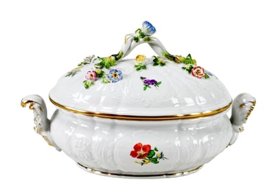Meissen Hand Painted Porcelain Lidded Tureen