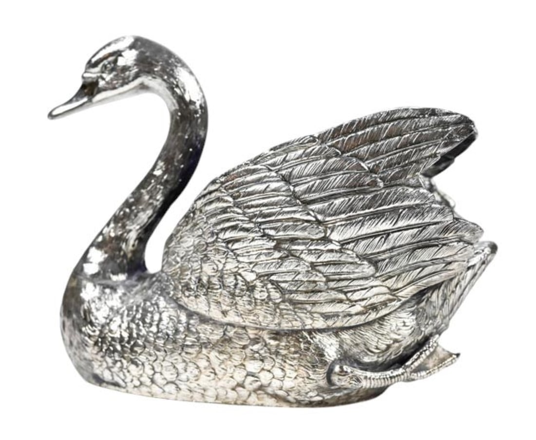 Antique Jennings Brothers Swan w Blue Glass Insert: Antique Jennings Brothers Swan Centerpiece w Blue Glass Insert Marked JB2498. Measures 5 inches x 8 inches x 5 inches.