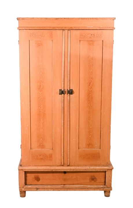 Vintage Farmhouse Style Pine Cupboard (1 of 20)