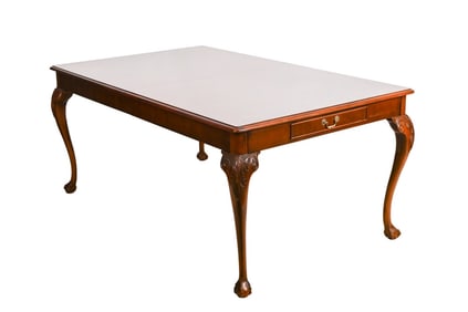 Henredon Chippendale Banded Mahogany Dining Table