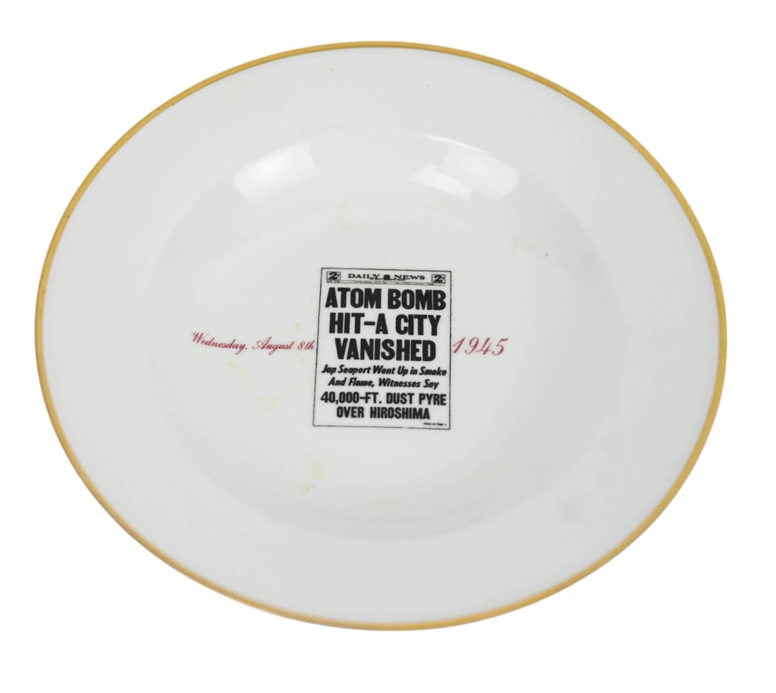 Mayer China 1945 Daily News Atom Bomb Plate (1 of 10)