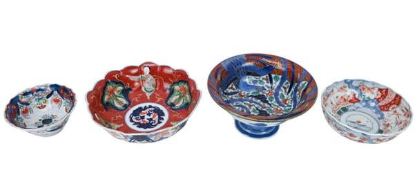 4 Japanese Imari Porcelain Bowls
