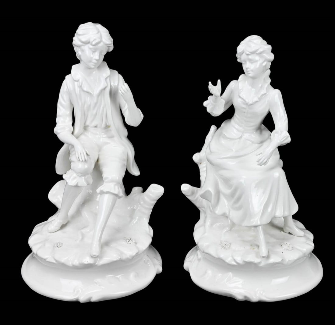 Pair Italian Porcelain Blanc de Chine Statues: Pair Italian Porcelain Blanc de Chine Statues of Couple. Each measures 12 inches x 8 inches.