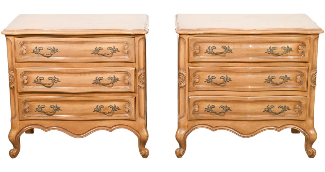 Pair Daniel Jones French Country Style Nightstands (1 of 9)