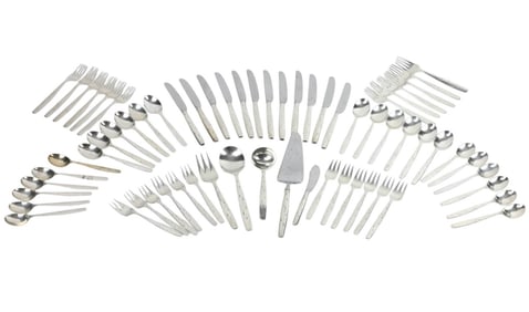 Wallace Sterling Silver Flatware Set Discovery