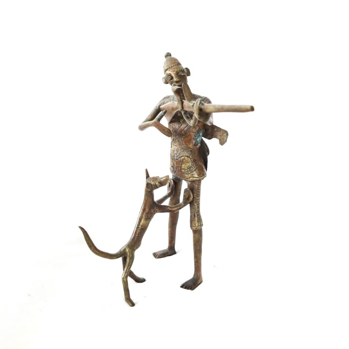 African Ashanti Bronze Figure w Rifle & Dog: African Ashanti Bronze / Brass Figure with Rifle and Dog.Measures 7.5 inches x 6 inches x 5 inches.
