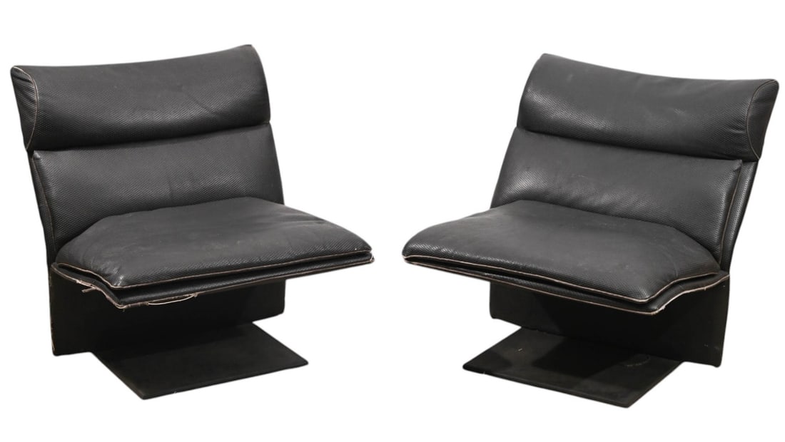 Pair Mid Century Italian Leather Lounge Chairs: Pair Mid Century Italian Leather Lounge Chairs.Needs to be reupholstered and restoration.Measures 29 inches x 28 inches x 28 inches seat height 16 inches.