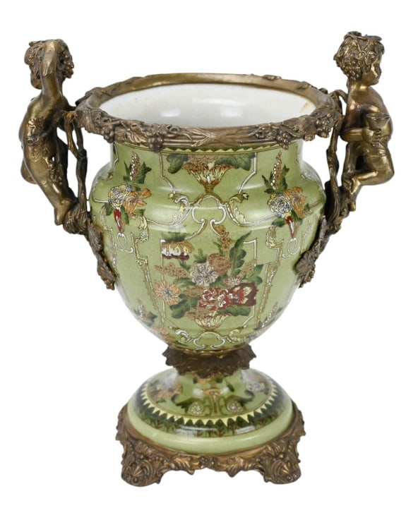JUWC United Wilson 1897 Porcelain & Bronze Urn (1 of 13)