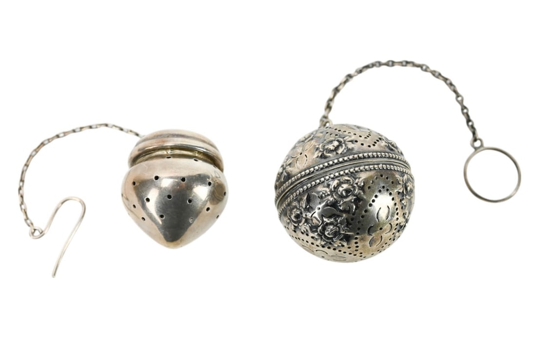 2 Antique Sterling Silver Tea Infusers Hallmarked (1 of 12)