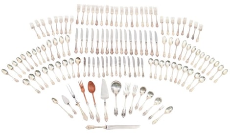 Wallace Sterling Grand Baroque Flatware Set 124P