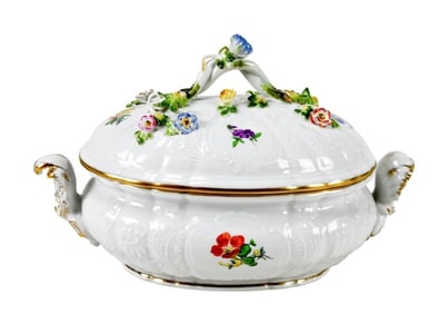 Meissen Hand Painted Porcelain Lidded Tureen