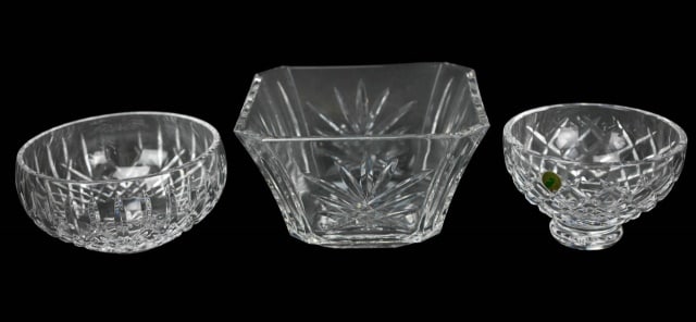 3 Waterford Crystal Bowls in 3 Sizes: 3 Waterford Crystal Bowls in 3 Sizes. Larger measures 5 inches x 8 inches.