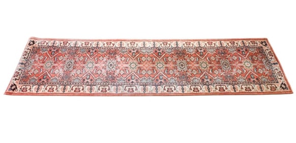 Traditional Geometric Heriz Serapi Runner