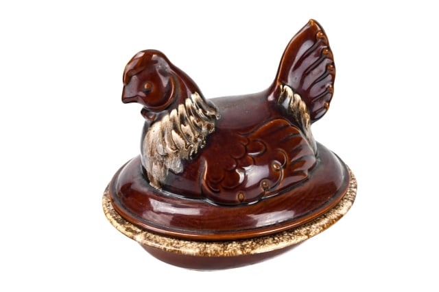 Hull Pottery Rooster Form Covered Casserole Dish (1 of 9)
